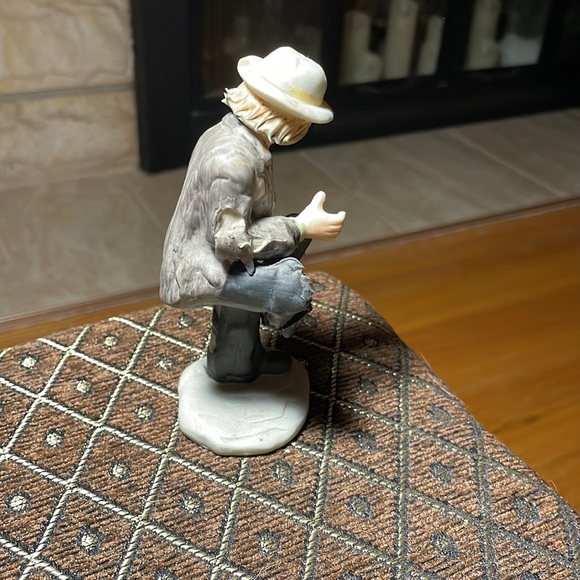 Emmett Kelly Jr. Limited Ed. Hole In The Sole Clown - Picture 5 of 6